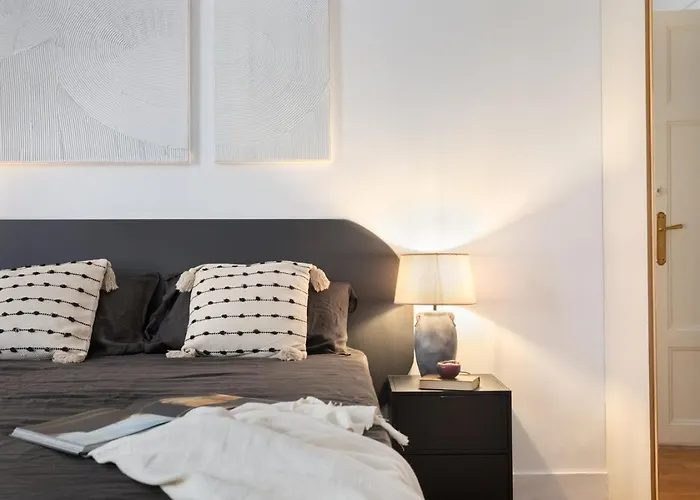 Giverny - 2 A Neuilly-sur-seine