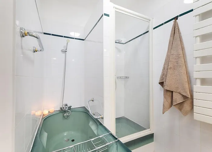 Giverny - 2 A Neuilly-sur-seine 아파트 *